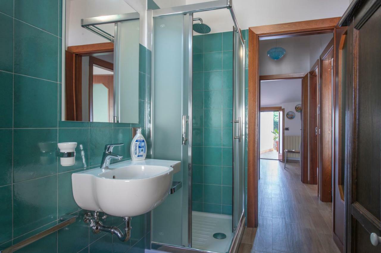 La Libraia Apartment Аджерола Екстериор снимка