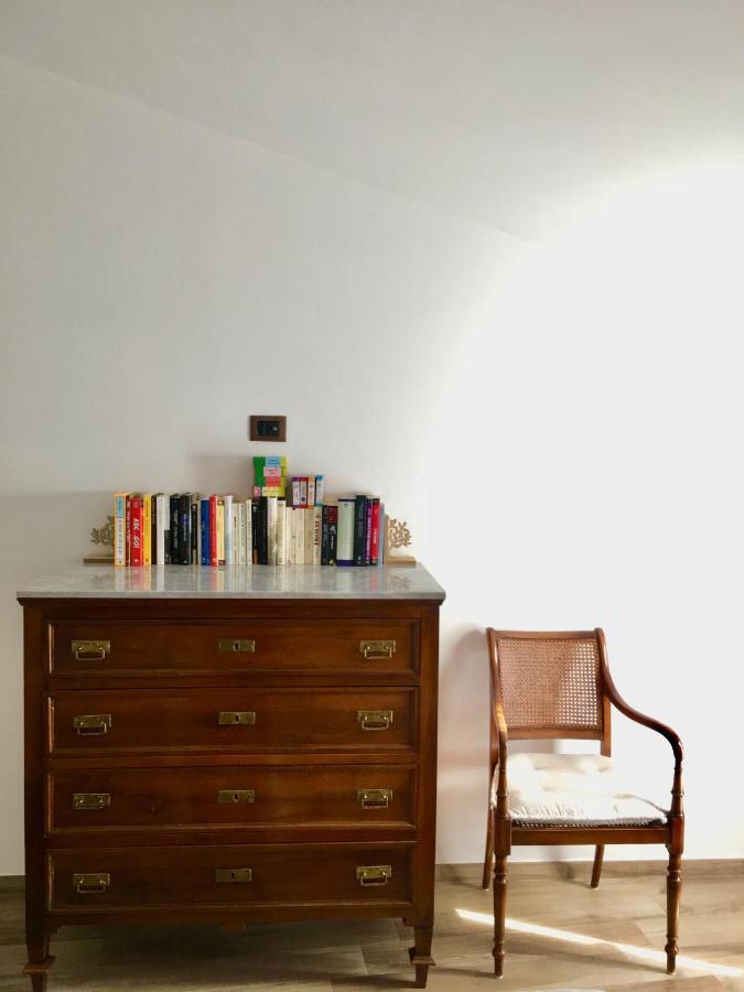 La Libraia Apartment Аджерола Екстериор снимка
