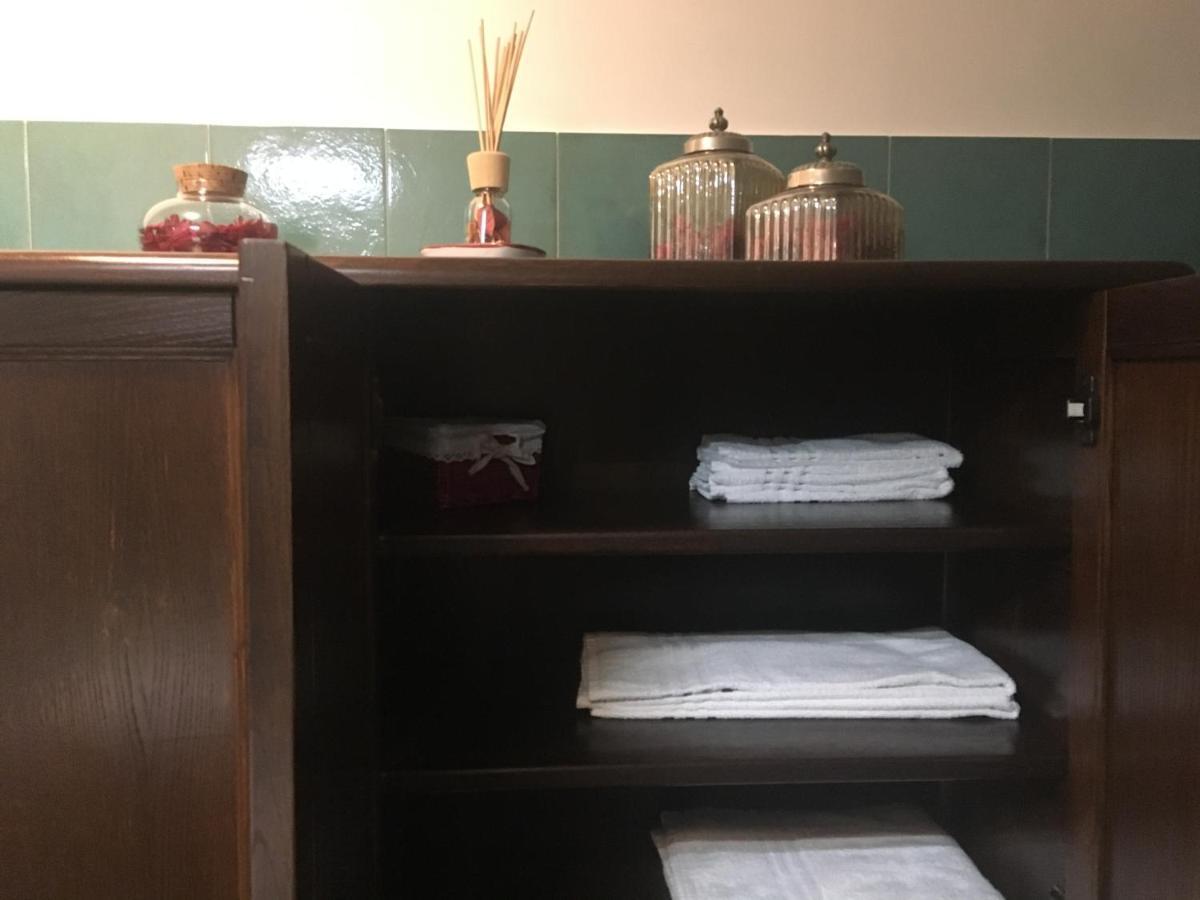 La Libraia Apartment Аджерола Екстериор снимка
