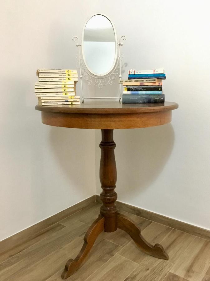 La Libraia Apartment Аджерола Екстериор снимка